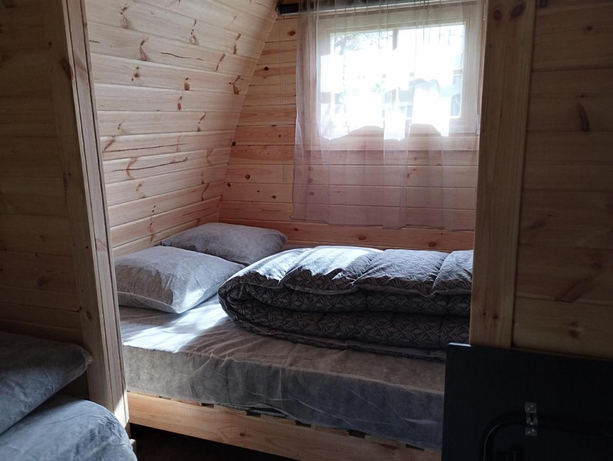 Camping Des Ribieres Конфолан Экстерьер фото